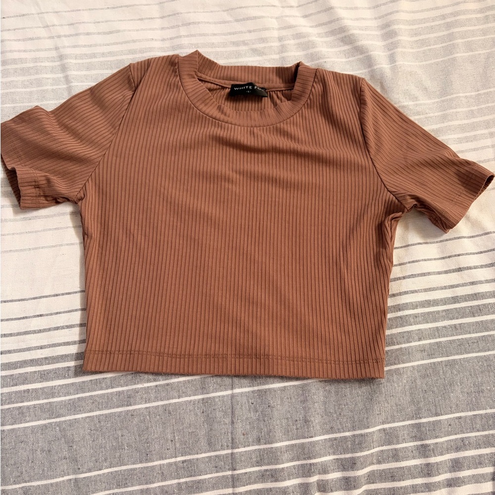 White Fox Ribbed Crop Top - Brown
Small